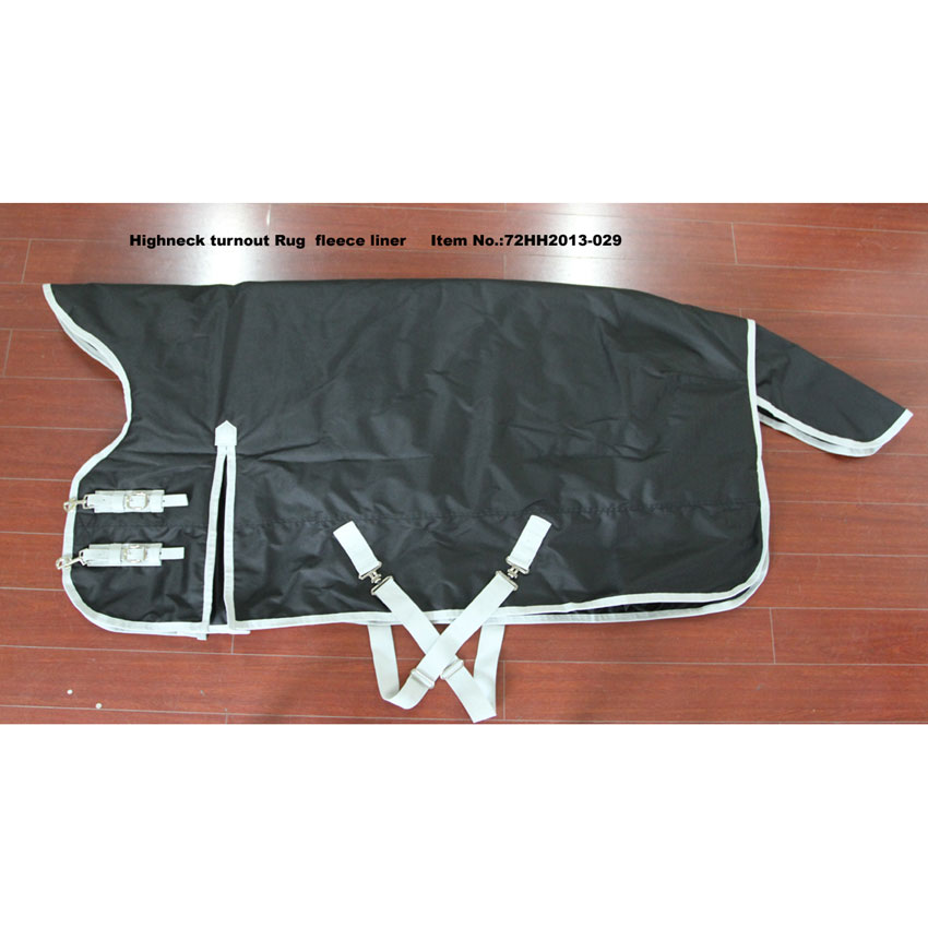 1200D Turnout rug highneck fleece liner